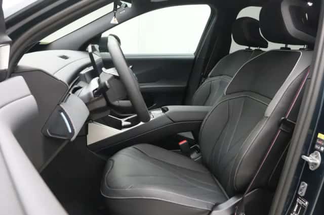BMW iX3 (2026) thumbnail 5