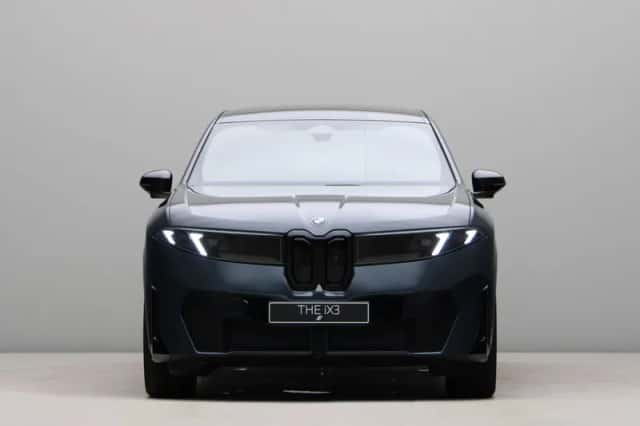 BMW iX3 (2026) thumbnail 6