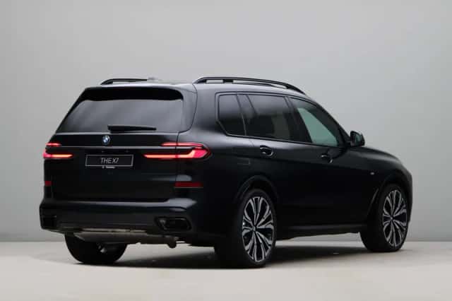 BMW X7 (2026) thumbnail 5
