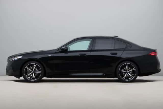 BMW i5 (2025) thumbnail 12