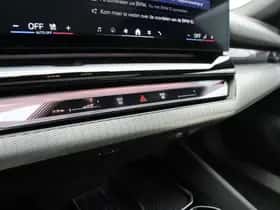 BMW i5 (2025) thumbnail 14