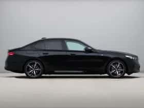 BMW i5 (2025) thumbnail 8