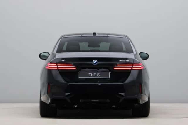 BMW i5 (2025) thumbnail 10