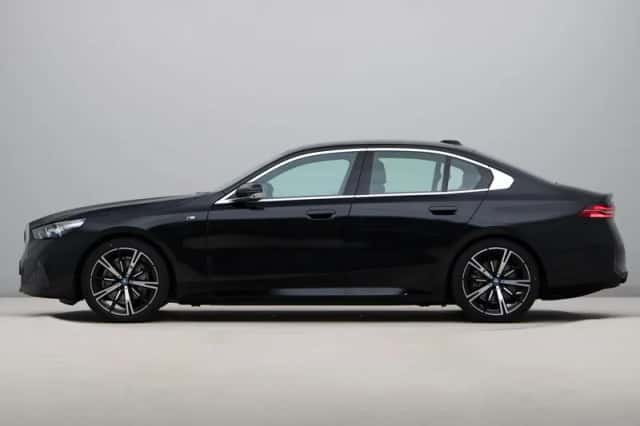 BMW i5 (2026) thumbnail 12