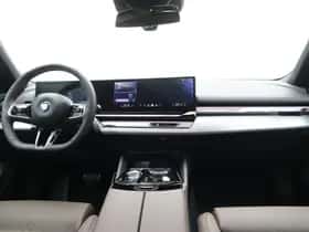 BMW i5 (2026) thumbnail 13
