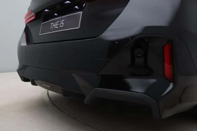 BMW i5 (2026) thumbnail 22