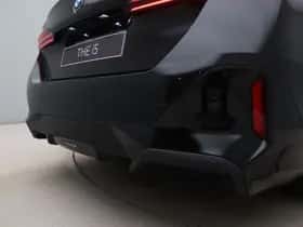 BMW i5 (2026) thumbnail 22