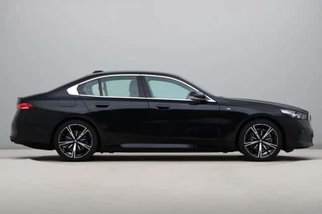 BMW i5 (2026) thumbnail 8
