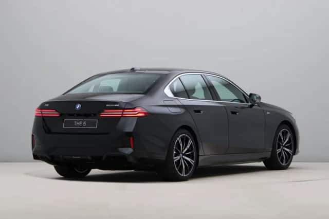 BMW i5 (2026) thumbnail 9