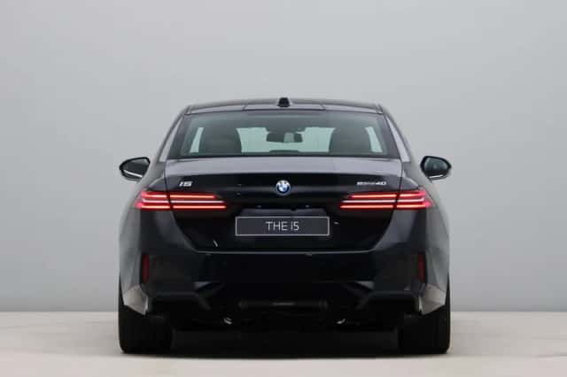 BMW i5 (2026) thumbnail 10