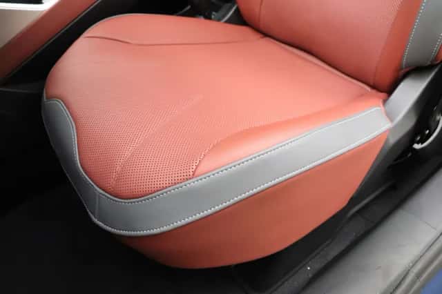 BMW iX3 (2026) thumbnail 16