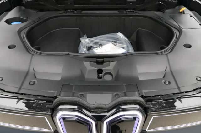 BMW iX3 (2026) thumbnail 29