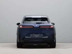 BMW iX3 (2026) thumbnail 9