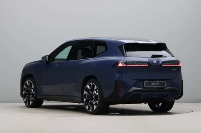 BMW iX3 (2026) thumbnail 10