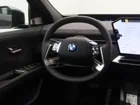 BMW iX3 (2026) thumbnail 2
