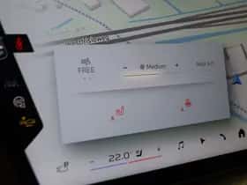 BMW iX3 (2026) thumbnail 14
