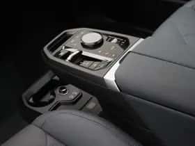 BMW iX (2026) thumbnail 16
