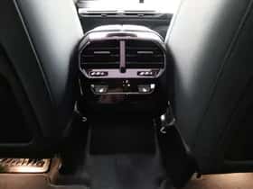 BMW iX (2026) thumbnail 17