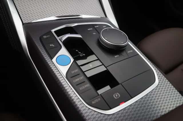 BMW i4 (2026) thumbnail 19