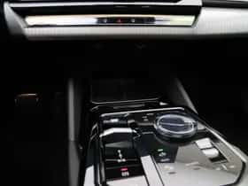 BMW i5 (2026) thumbnail 12