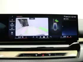 BMW i5 (2026) thumbnail 13