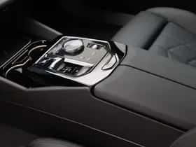 BMW i5 (2026) thumbnail 25