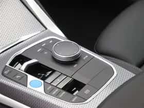 BMW i4 (2025) thumbnail 11