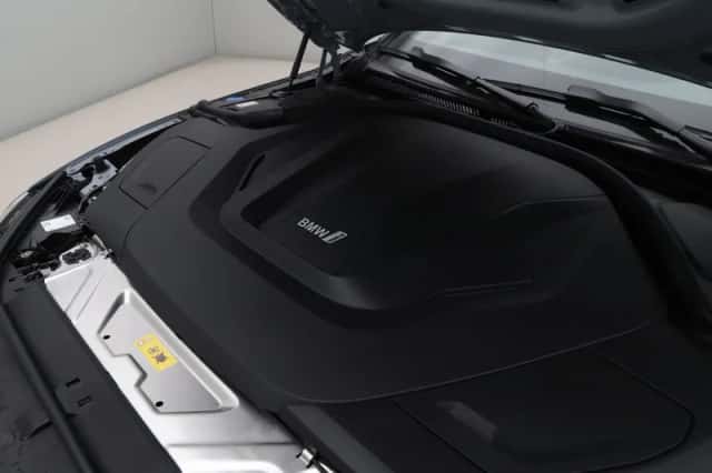 BMW i4 (2025) thumbnail 25