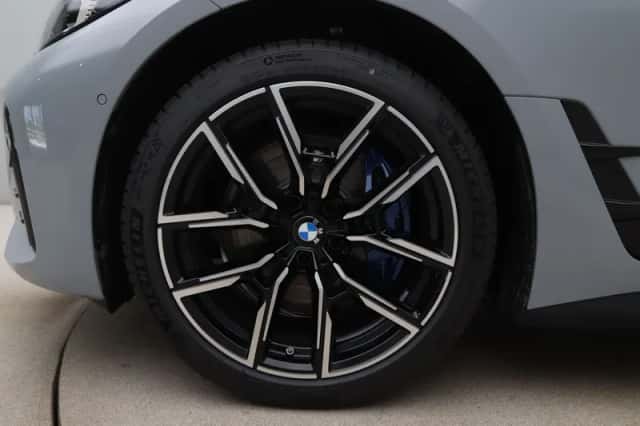 BMW i4 (2025) thumbnail 26