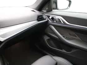 BMW i4 (2023) thumbnail 15