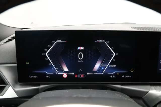 BMW i4 (2023) thumbnail 3