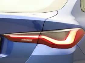 BMW i4 (2023) thumbnail 22