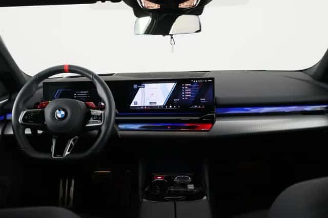 BMW M5 (2025) thumbnail 14