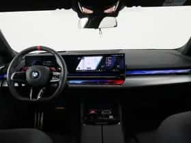 BMW M5 (2025) thumbnail 14