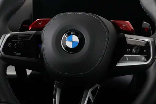 BMW M5 (2025) thumbnail 3