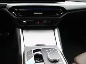 BMW i4 (2026) thumbnail 18