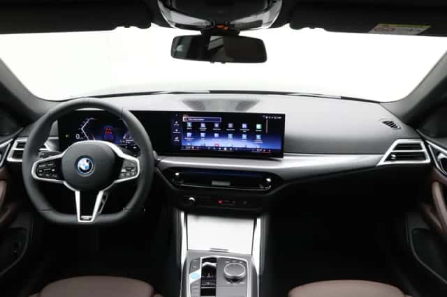 BMW i4 (2026) thumbnail 22