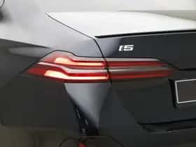 BMW i5 (2026) thumbnail 11