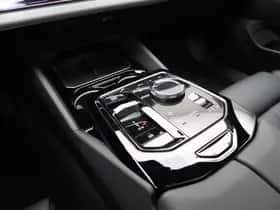 BMW i5 (2026) thumbnail 12