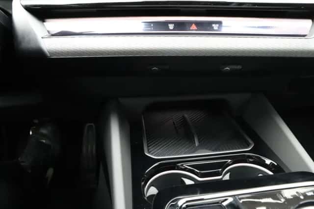 BMW i5 (2026) thumbnail 13