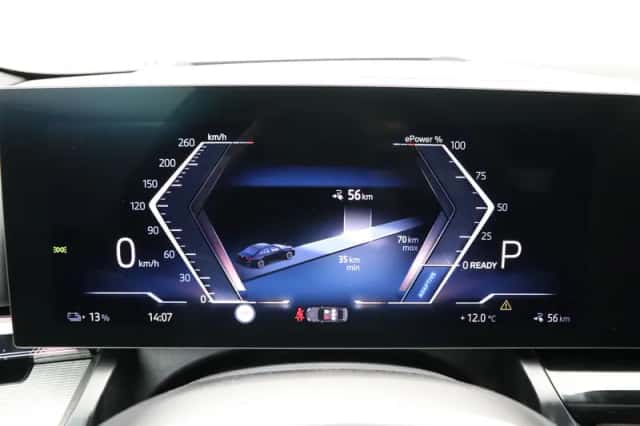 BMW i5 (2026) thumbnail 16