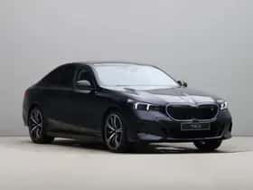 BMW i5 (2026) thumbnail 3