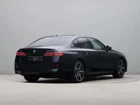 BMW i5 (2026) thumbnail 5