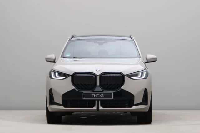 BMW X3 (2025) thumbnail 6
