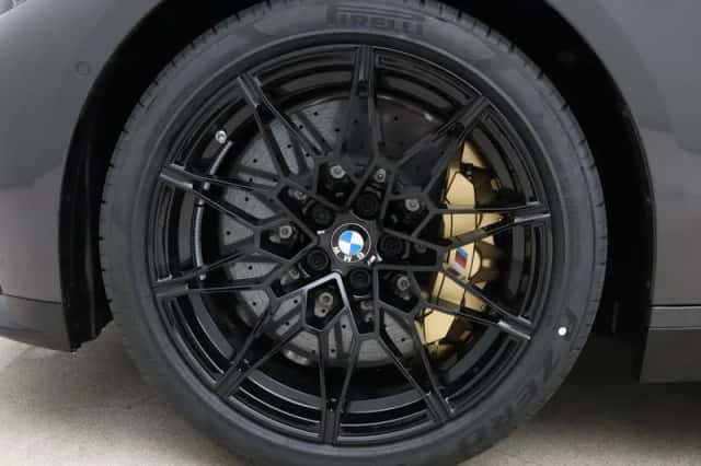 BMW M4 (2026) thumbnail 17