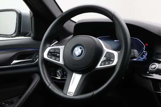 BMW 5-Serie (2024) thumbnail 2