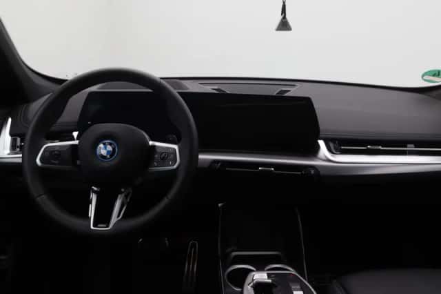 BMW X1 (2025) thumbnail 13