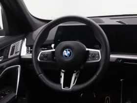 BMW X1 (2025) thumbnail 2