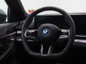 BMW 5-Serie (2025) thumbnail 2