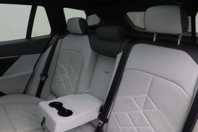 BMW 5-Serie (2025) thumbnail 16